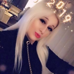 Meet your Posher, Candace